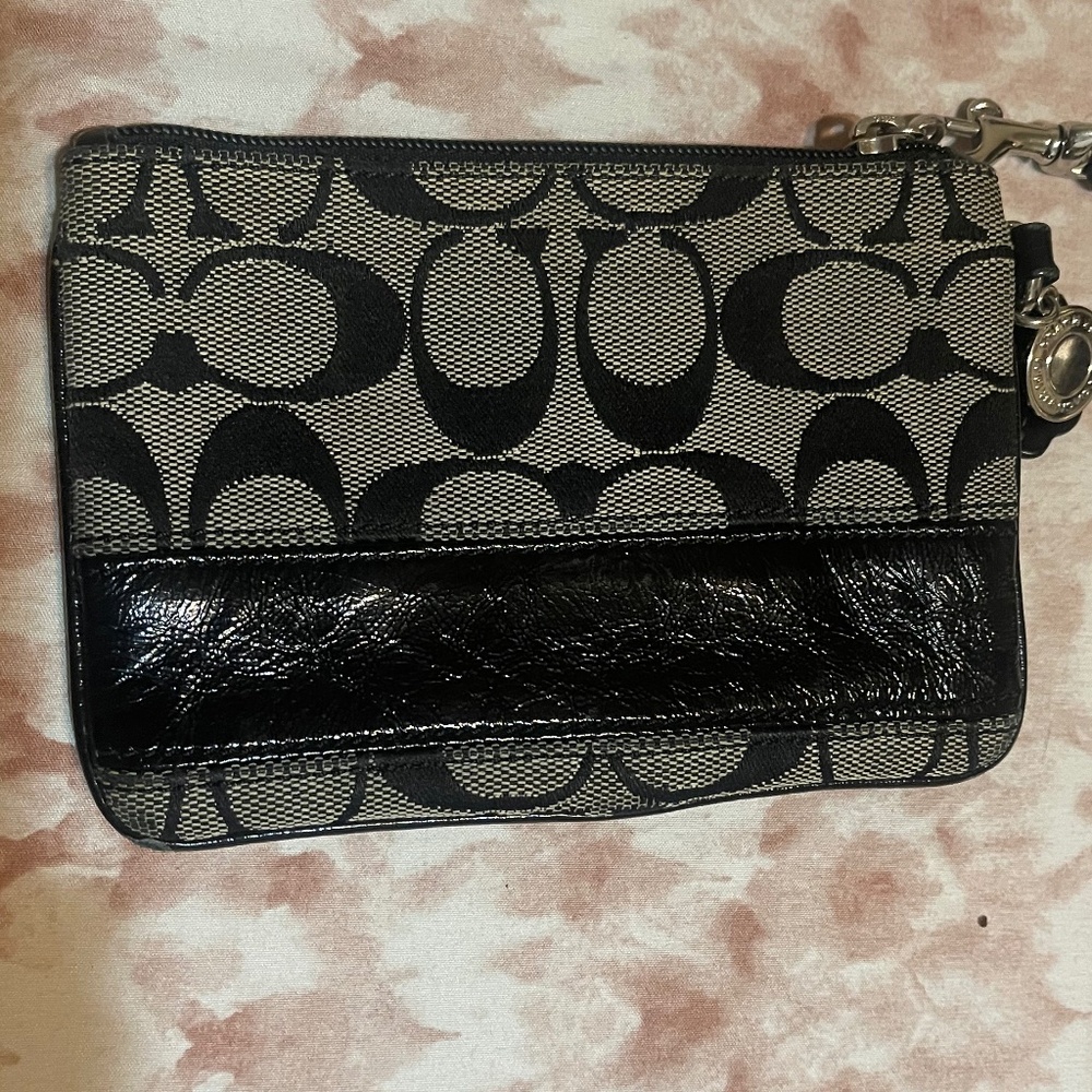 Coach zip wallet